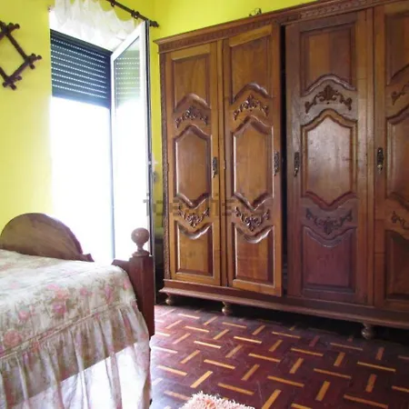 לינה וארוחת בוקר Casa Mariona